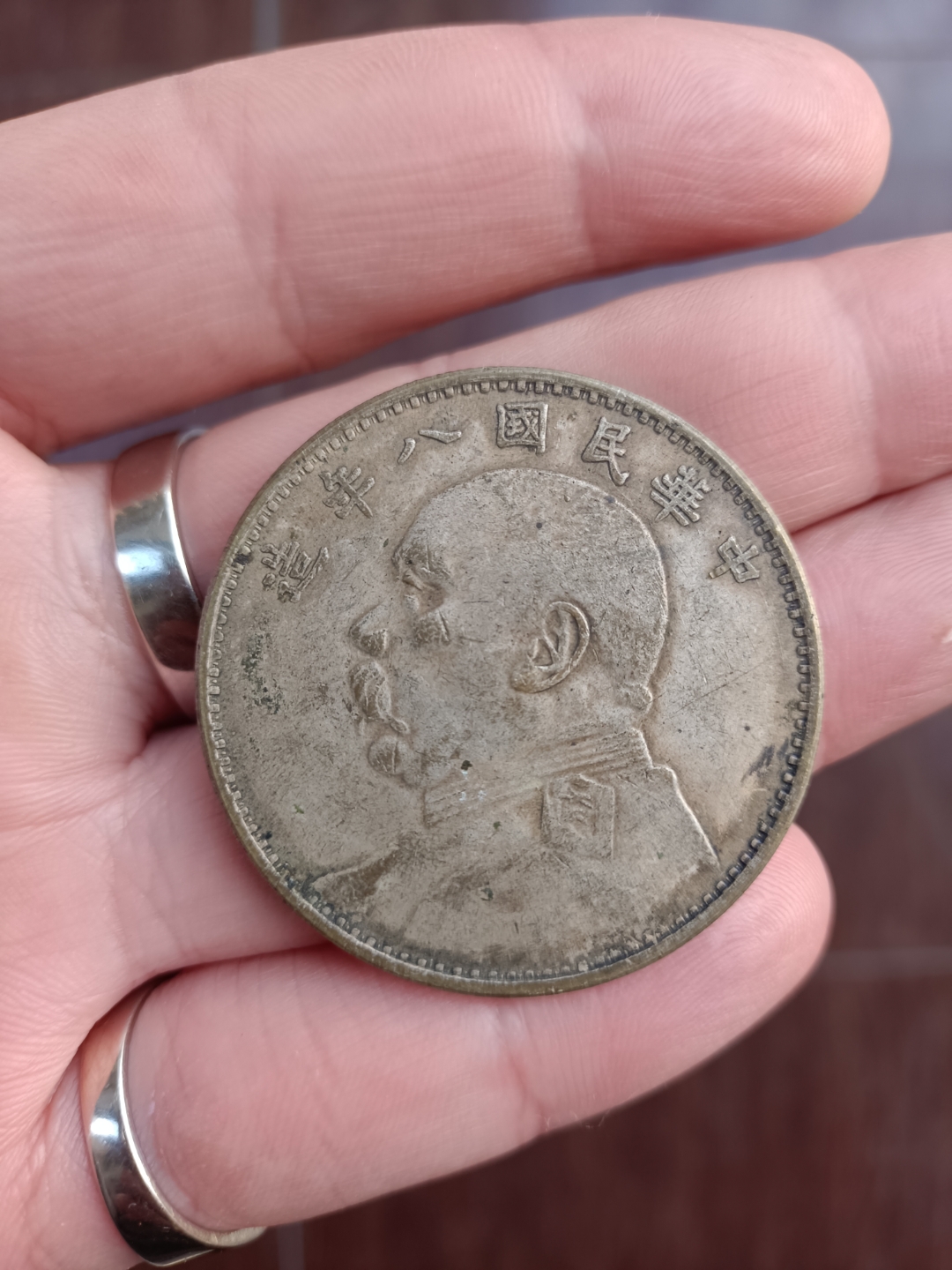 上交易所的币是真币吗(交易所上币需要提供什么)